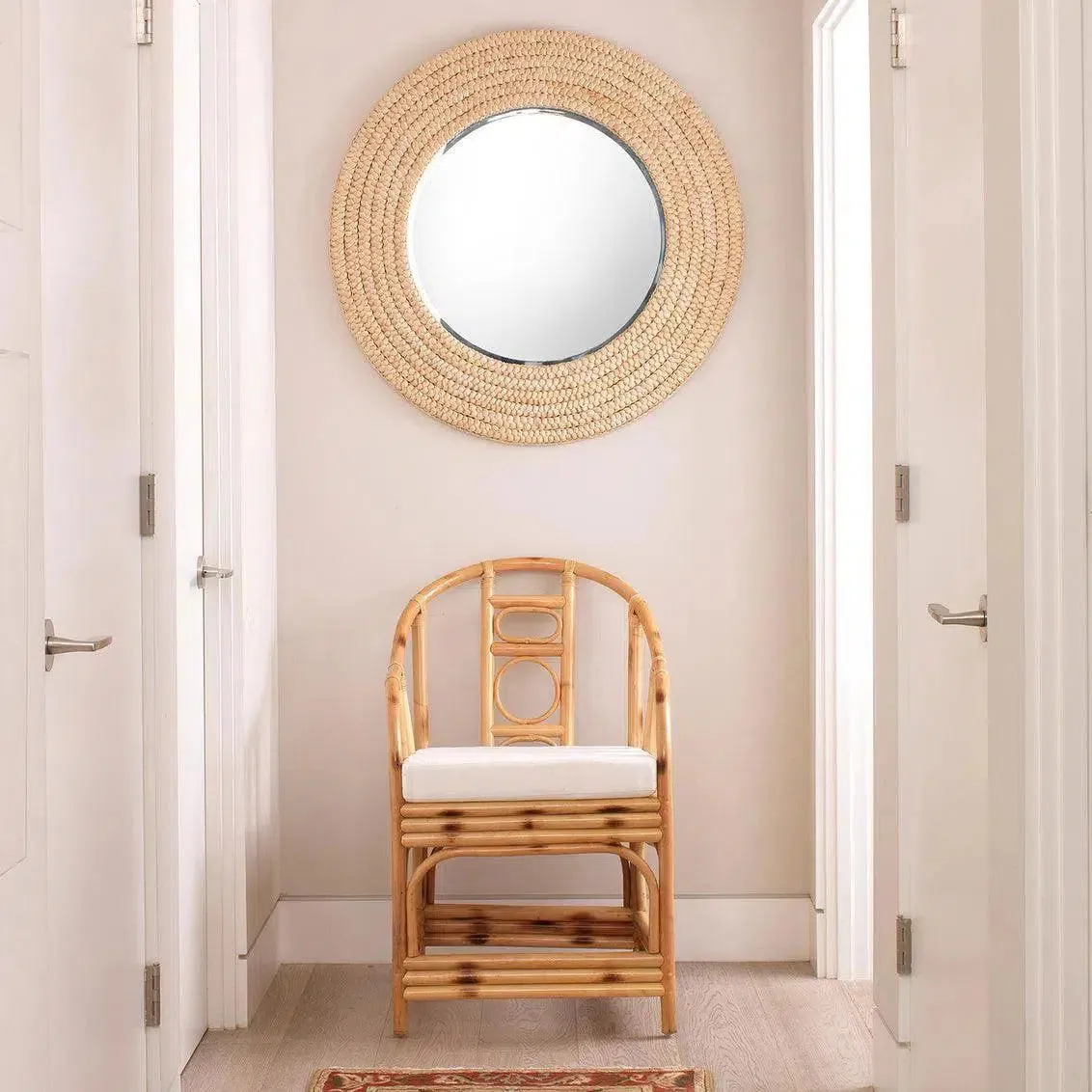 Coastal Style Round Seagrass Hand-Woven Meadow Wall Mirror