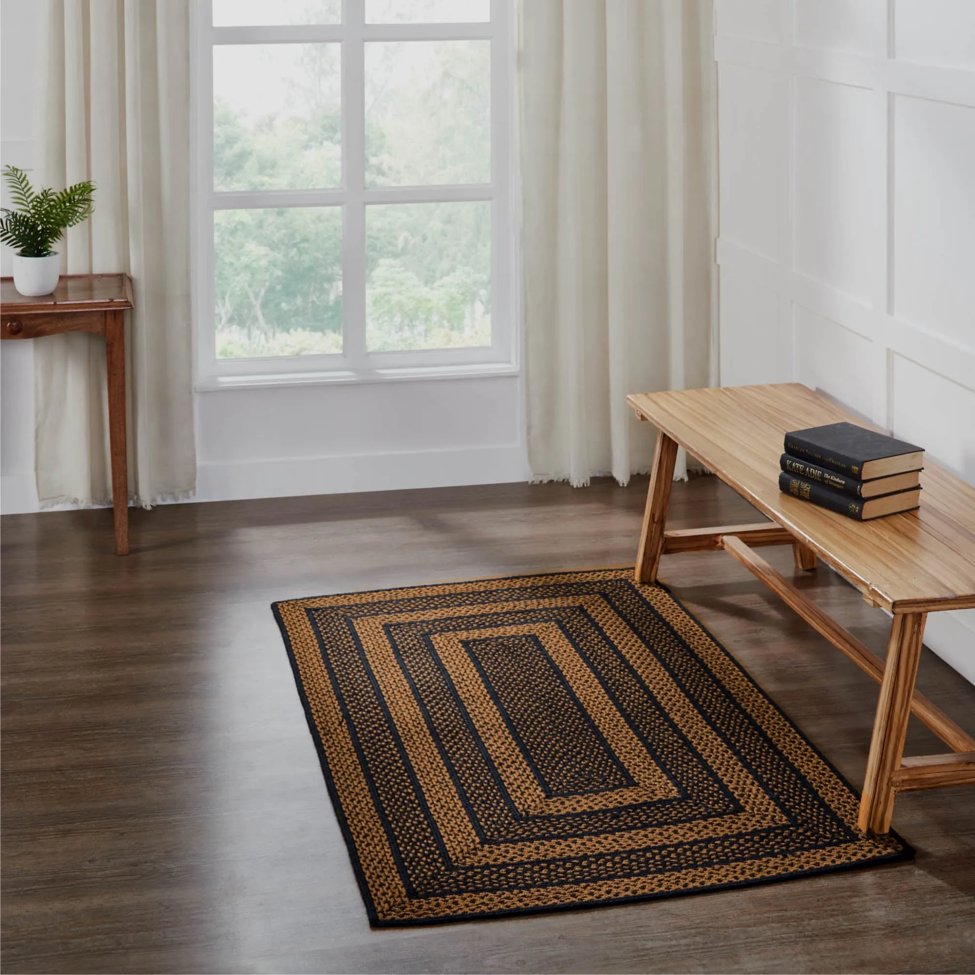 Farmhouse Black and Tan Rectangle Braided Rug 36x60" - with Pad