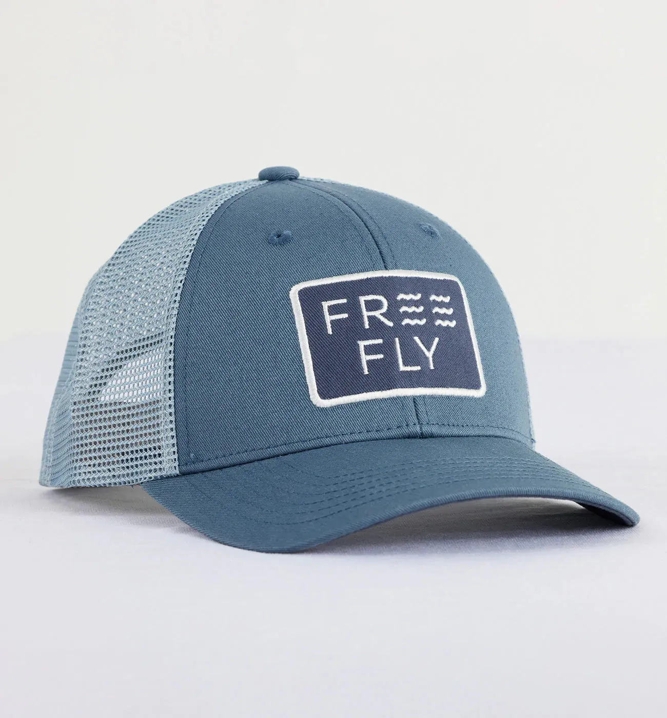 Free Fly Wave Trucker Hat - SLATE BLUE