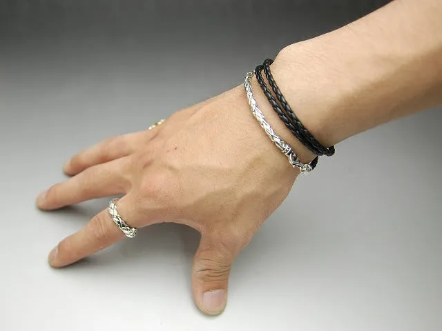 Glide Mesh Bracelet