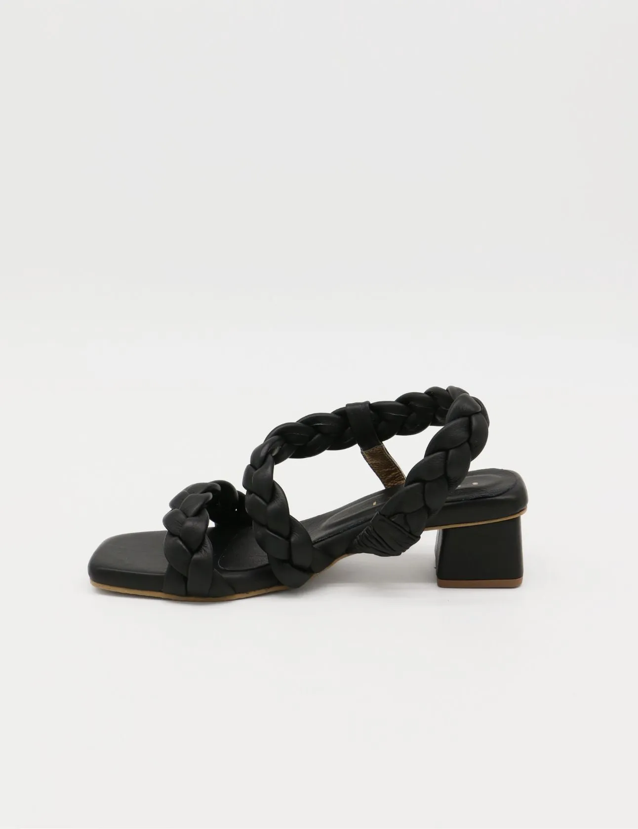 Island braided crochet sandals in black leather women shoes