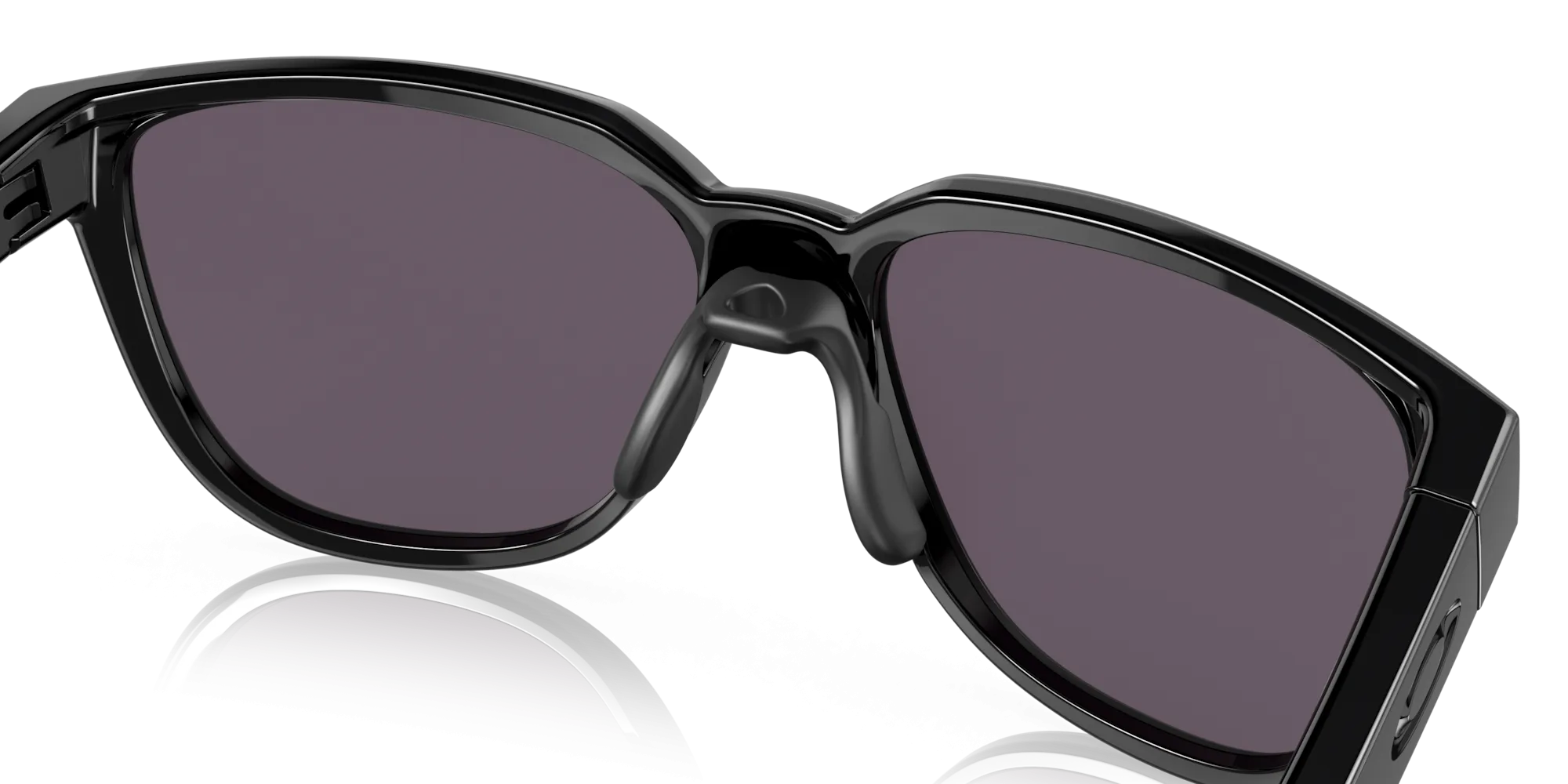 Oakley Actuator Color: Prizm Grey Lenses, Polished Black Frame