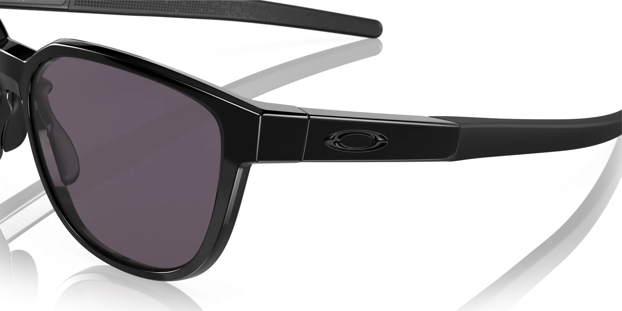 Oakley Actuator Color: Prizm Grey Lenses, Polished Black Frame