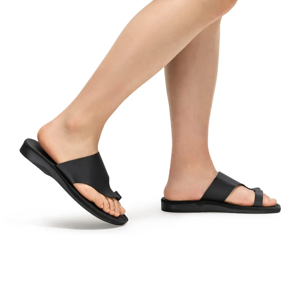 Petra - Leather Toe Strap Sandal | Black